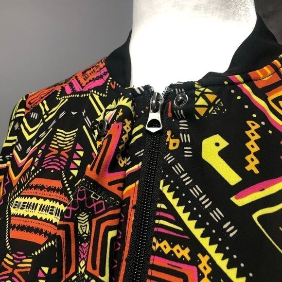 H&M x Coachella Geo Aztec Printed Bomber Jacket - Picture 5 of 10